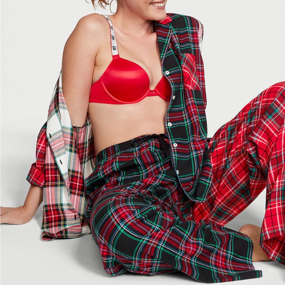 Victoria’s Secret flannel Christmas plaid block pattern PJ set
